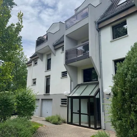 Tramway Et Parlement Europeen A 8 Minutes A Pied - Havre De Paix - Studio 28 M2 - Terrasse Vue Degagee - Parking Prive Gratuit Apartment